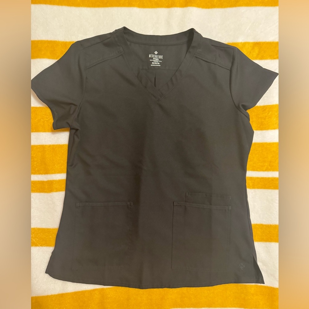 Med Couture Charcoal Short Sleeve Scrub Top